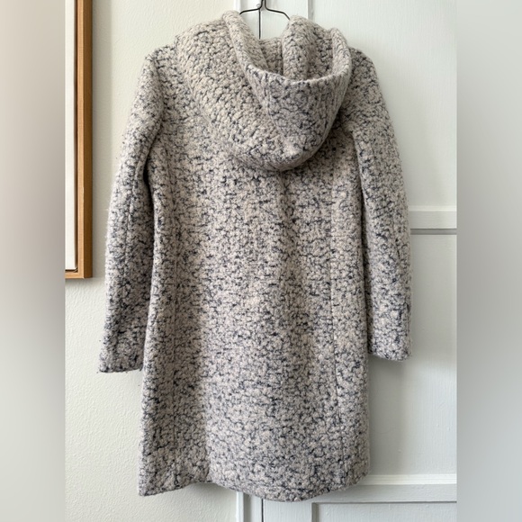 Cole Haan Signature Bouclé Coat Women’s Size 6 Neutral Button Front Winter - Picture 4 of 5